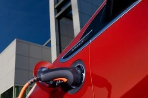 Rising Fuel Costs Making Hybrids More Attractive